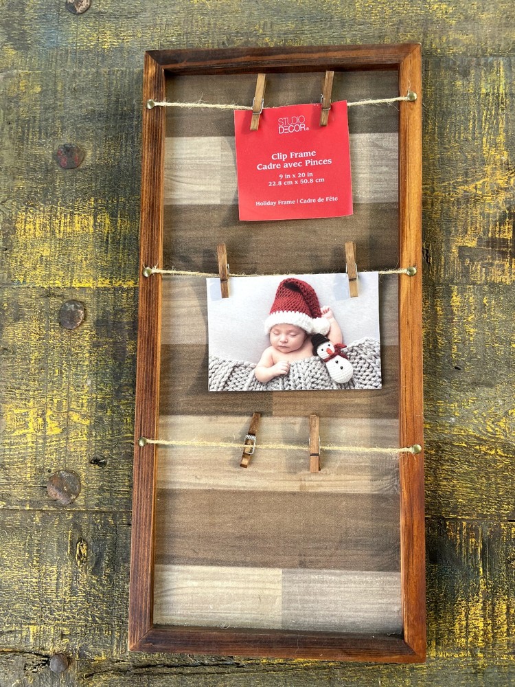 Holiday card clip board 21”x10”