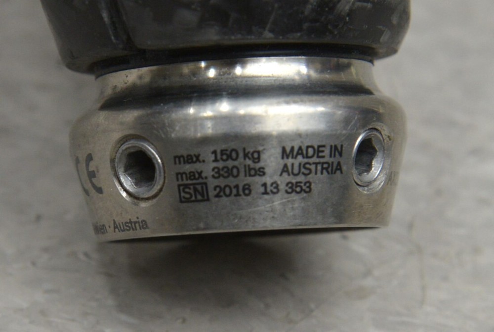 Ottobock Genium X3 3B5-2ST MicroProcessor Knee Bionic Prosthetic w/2R19 Adapter