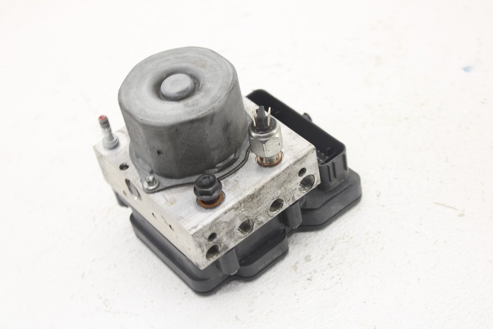 2019-2020 Harley Davidson Tri Glide Freewheeler ABS Control Module