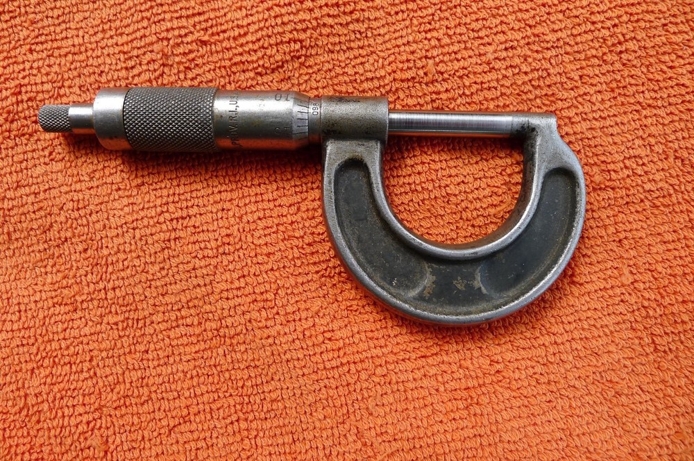 VTG BROWN & SHARPE 1" MICROMETER
