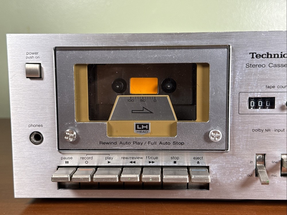 Vintage Technics RS-M22 Stereo Cassette Deck