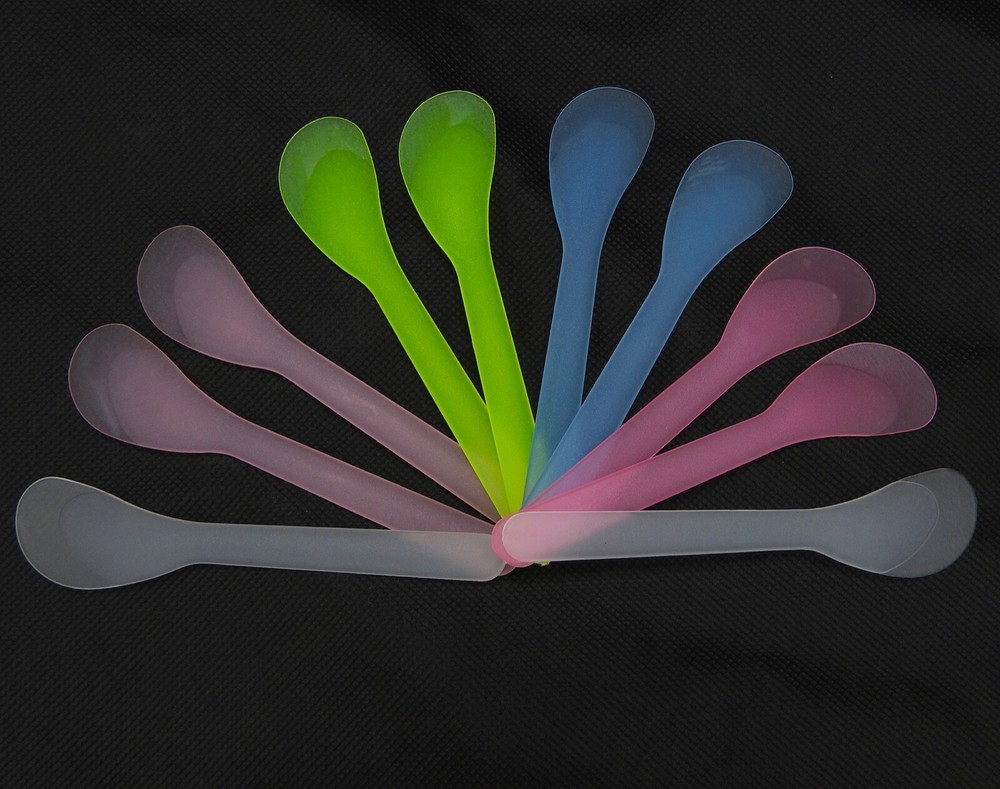 10 Pcs Mini Plastic Makeup Mixing Spatula Applicator Tool Random Color