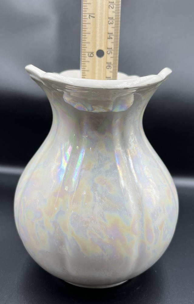Victorian-style Iridescent ceramic pitcher w/roses