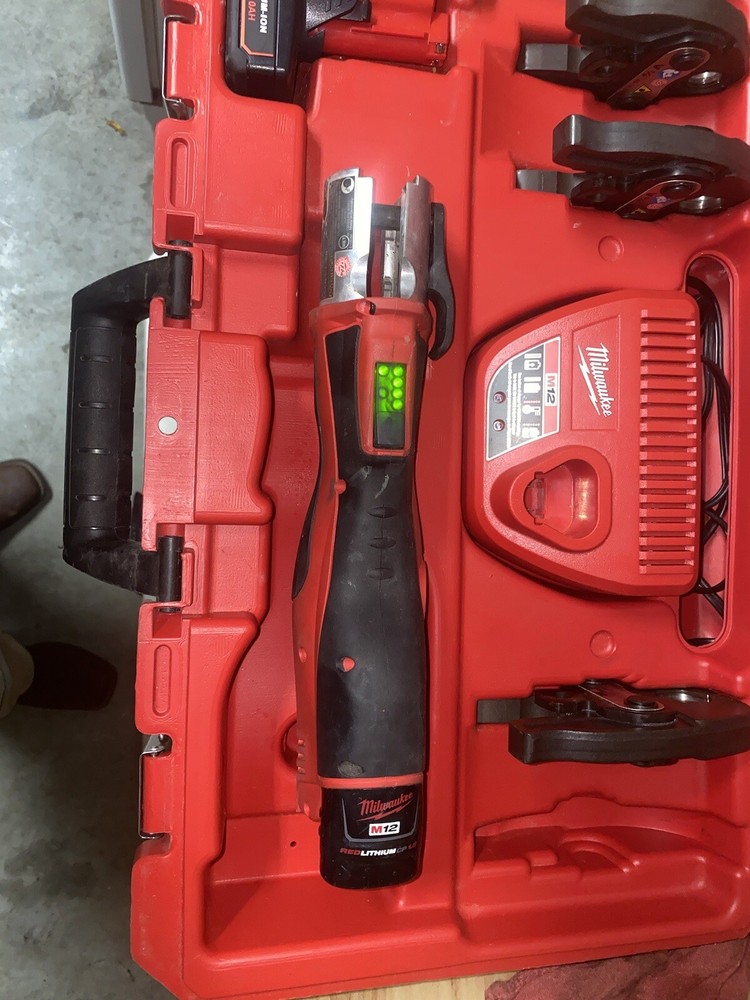 Milwaukee M12 Force Logic Press Tool Kit (2473-22)
