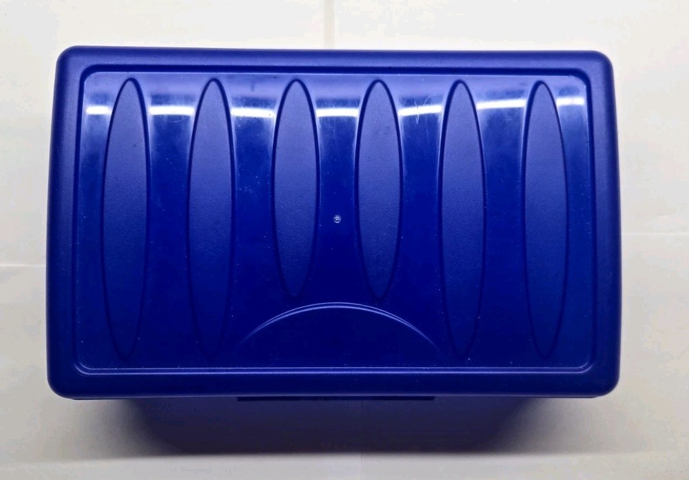 Spacemaker 2 Blue Striped Pencil Crayon Box