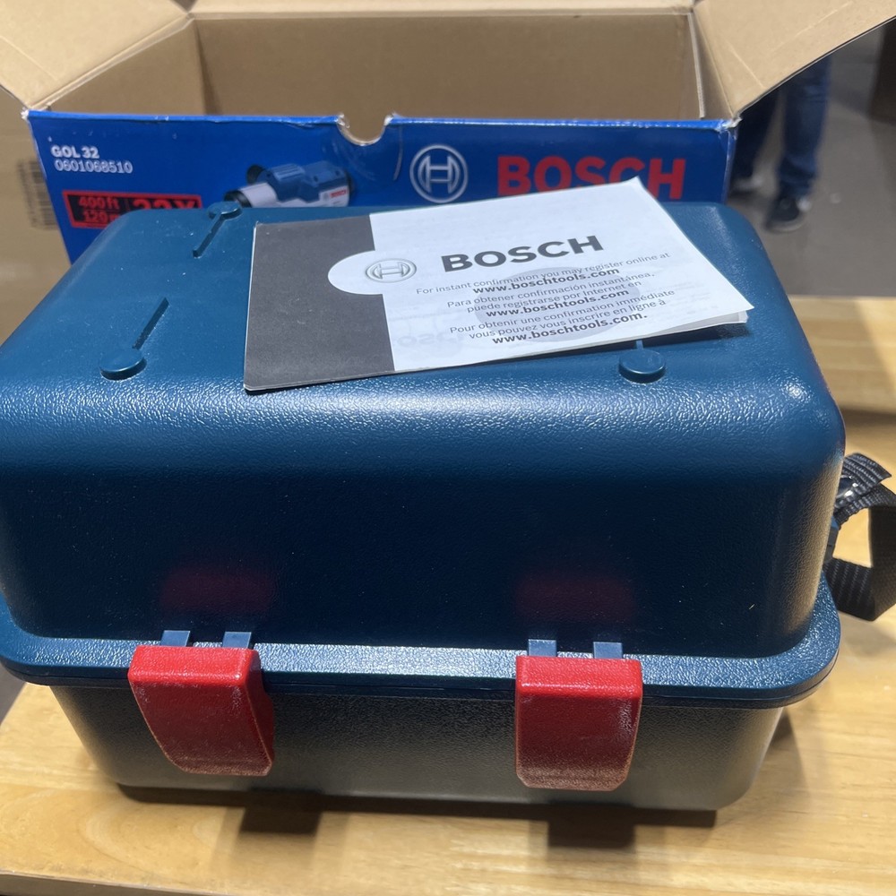 Bosch GOL32-RT Up to 400' 32x Automatic Optical Level