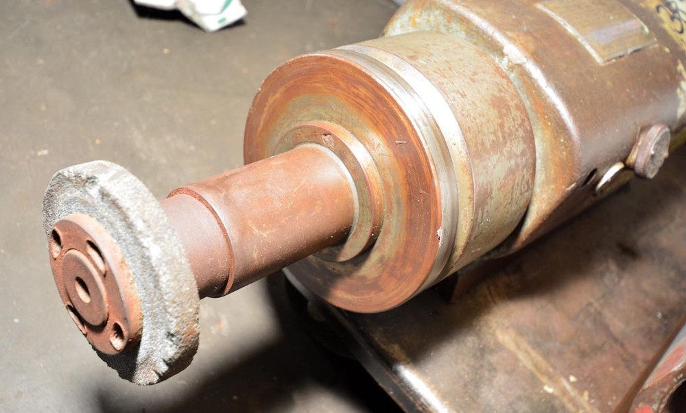 Heald Red Head Spindle (Inv.38778)