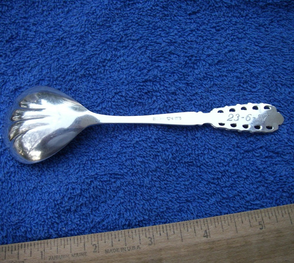 Nice SWEDISH 830 Silver Pierced Pattern SUGAR SPOON-Maker GAB-NR