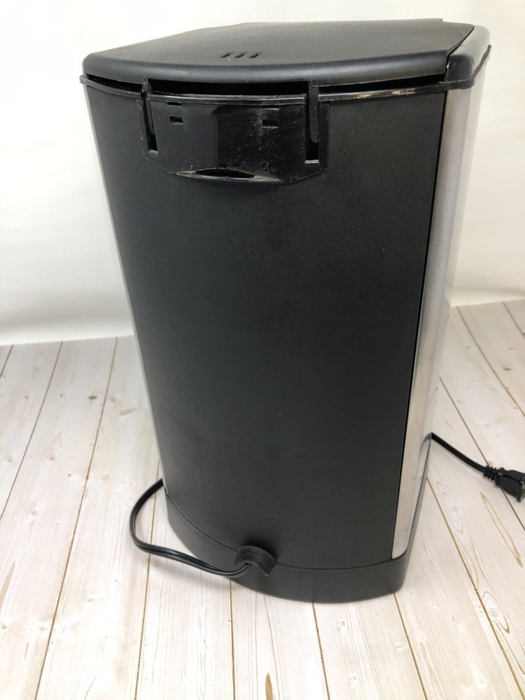 Cuisinart DCC-1200 12-Cup Programmable Coffee Maker