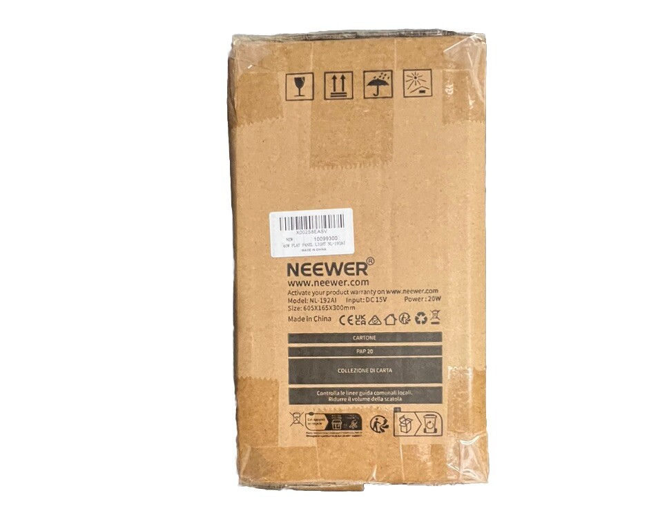 Neewer 13” LED Video Light Panel Light System. NIB NL-192AL