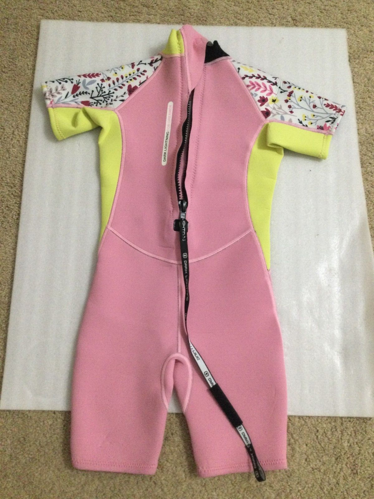 Kids Dark Lightning Wetsuit Pink and Yellow Leaf Pattern Size M