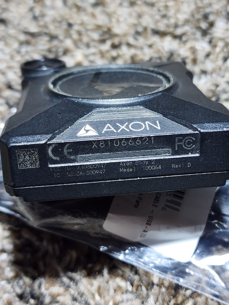 Axon Body 2 Body Camera OFFLINE, New Synk cable Email software included