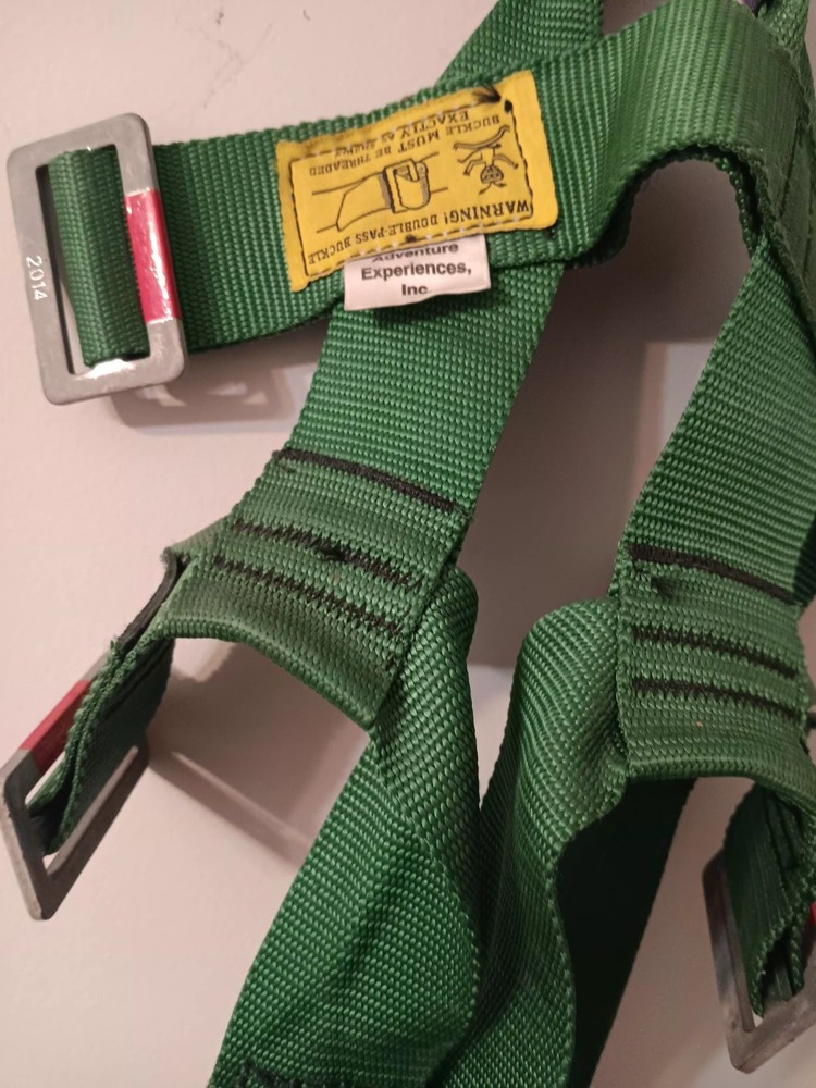 Headwall EZ Universal Seat Style Harness