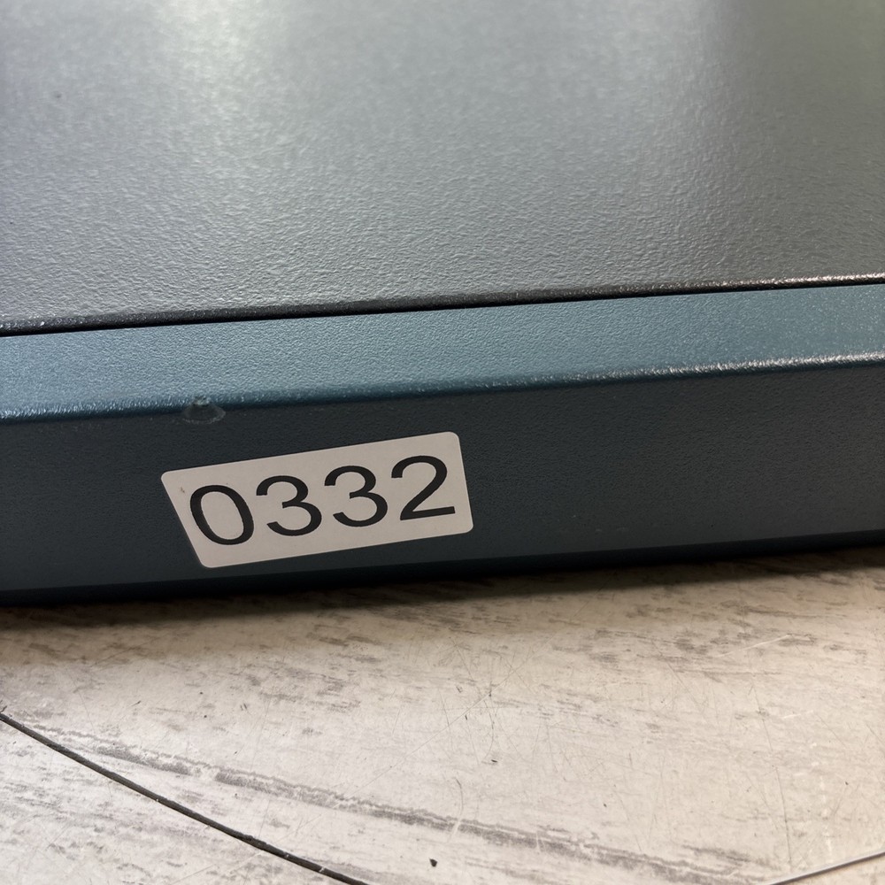 Cisco 2620XM 10/100Base-T Ethernet Router