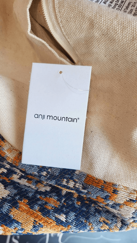 Anji Mountain pouf cover