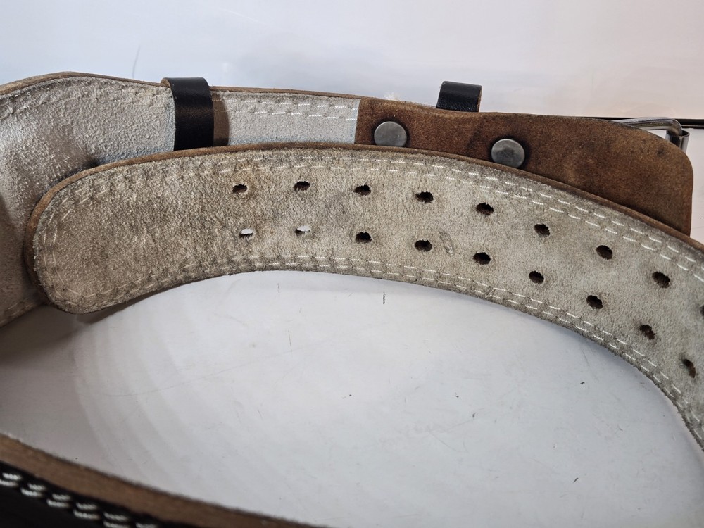 Valeo Medium Leather Weightlifting Belt