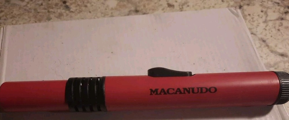Macanudo Inspirado Light Saber Torch Lighter