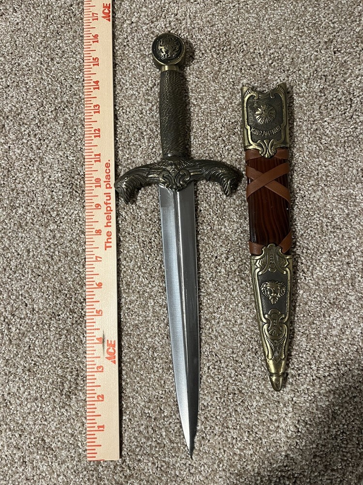 King Arthur Decorative Dagger 15”