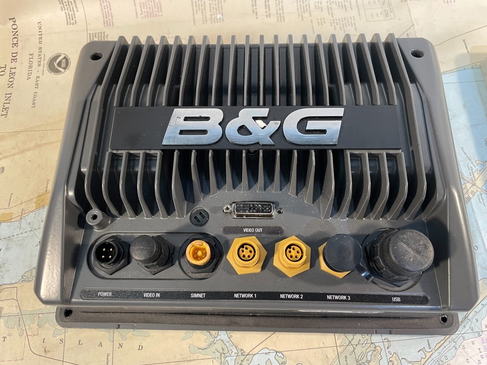 B&G Zeus Z8 Sailing Navigation / Chartplotter GPS System - Main Unit Display