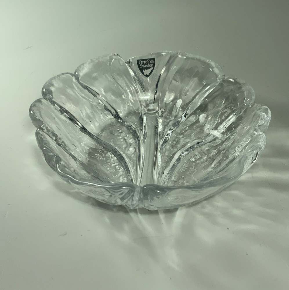 Orrefors Sweden Crystal Leaf Candy Dish 5.5 in.