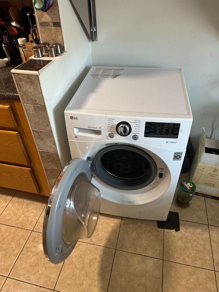 LG front load ventless washer dryer combo, great condition