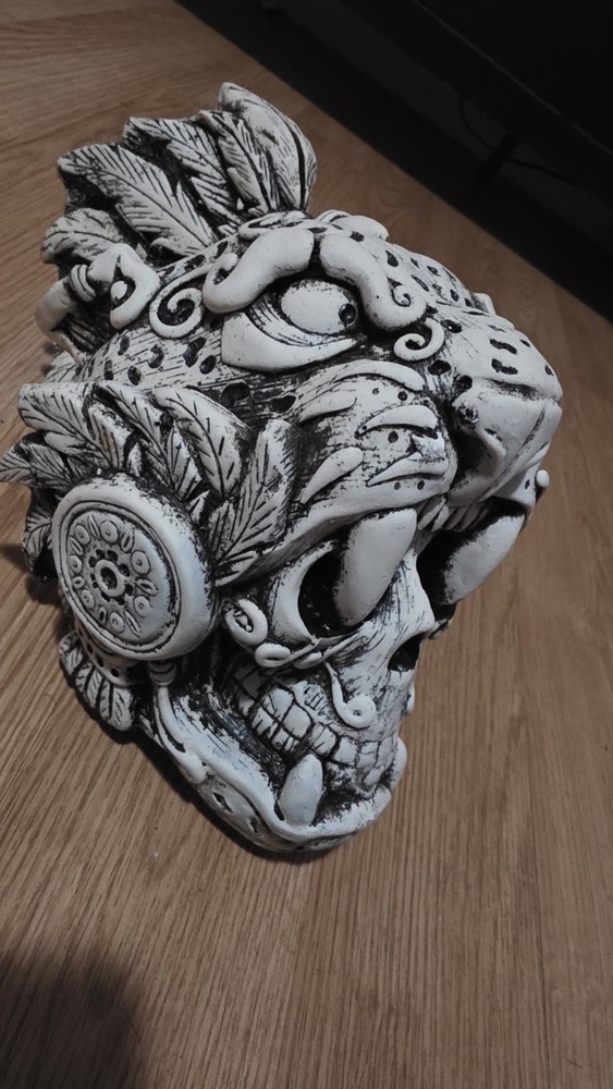 Azteck skull