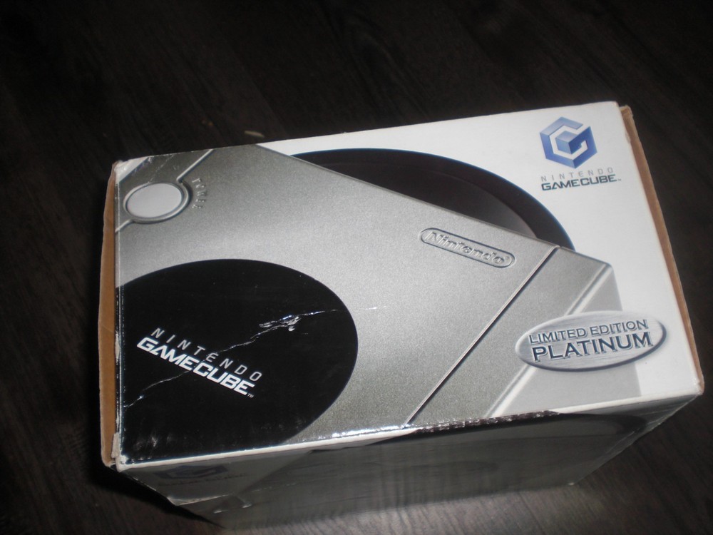 Nintendo GameCube Silver Platinum Console System BOX ONLY No Console GENUINE