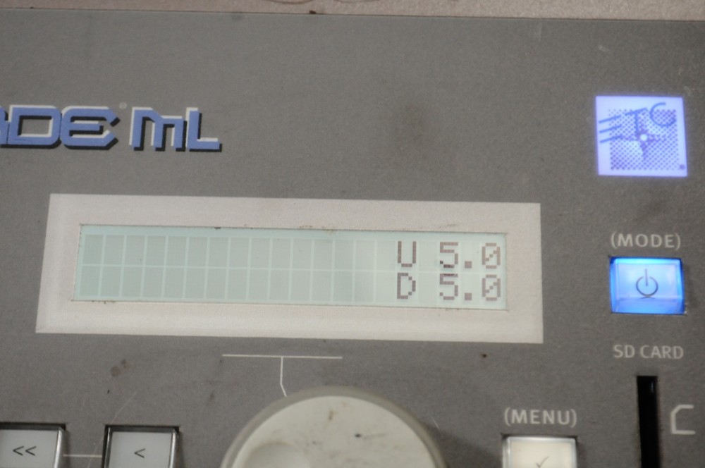 ETC SmartFade ML 24/48 Lighting Control Console Powers on - FOR PARTS