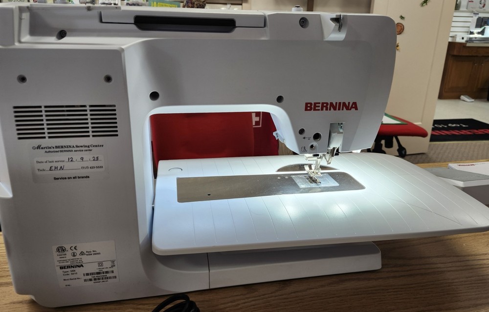 Bernina 740 Sewing Machine! Professionally Serviced!
