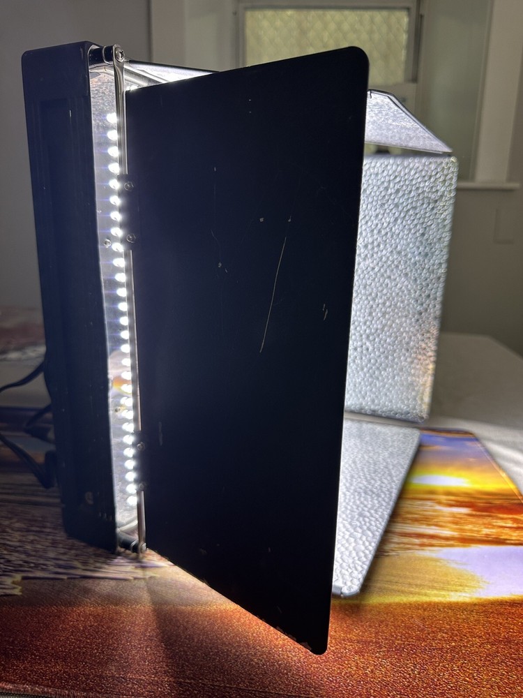 Ikam IB1000 LED Light