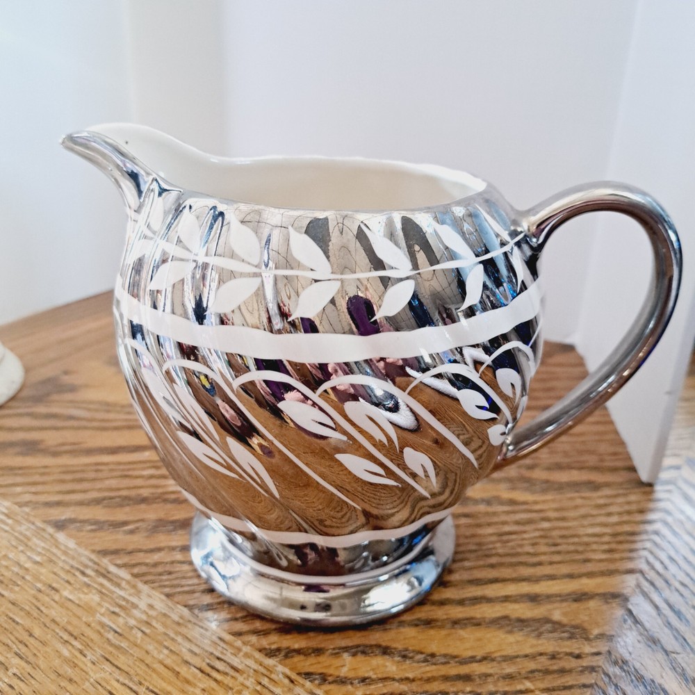 Sadler Large Creamer Silver & White Design