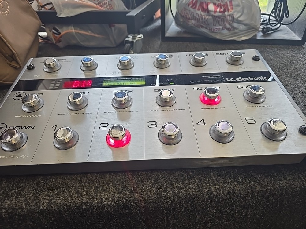 TC Electronic Gfx01-System Multi-Effects Processor – Excellent condition!