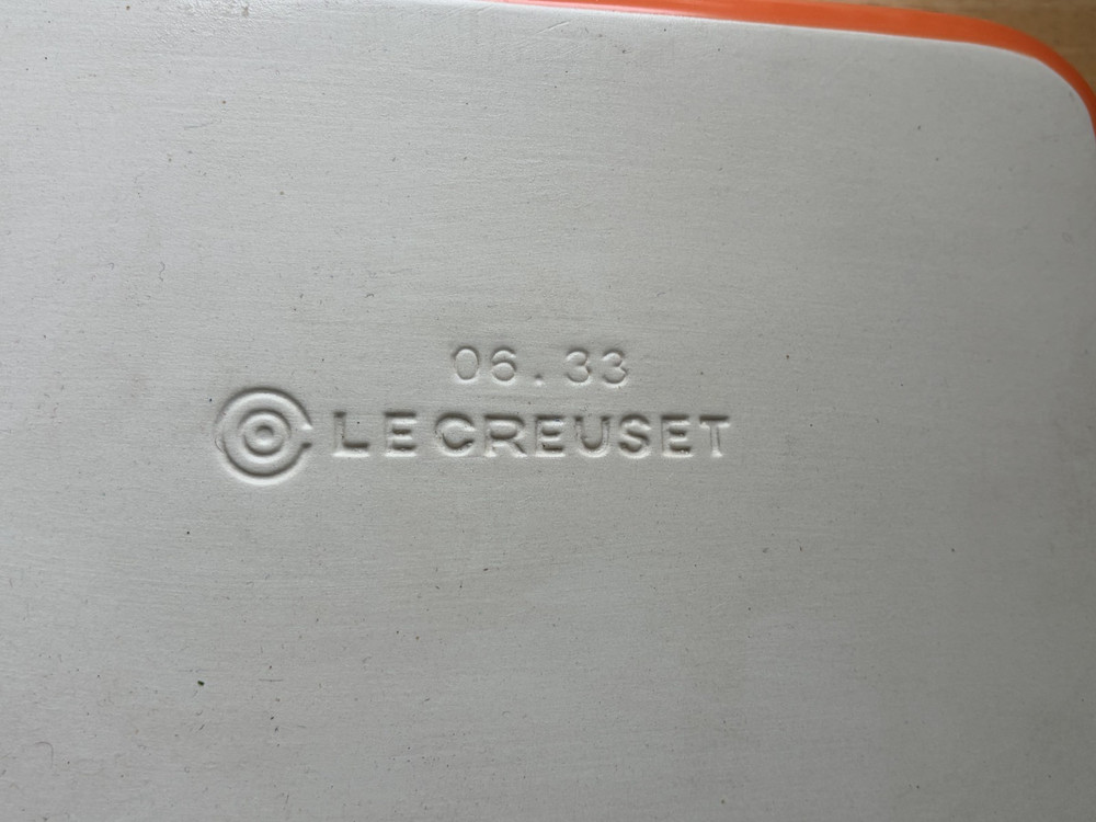 New - Le Creuset Flame Orange Rectangular Baking Dish 10x7 Stoneware