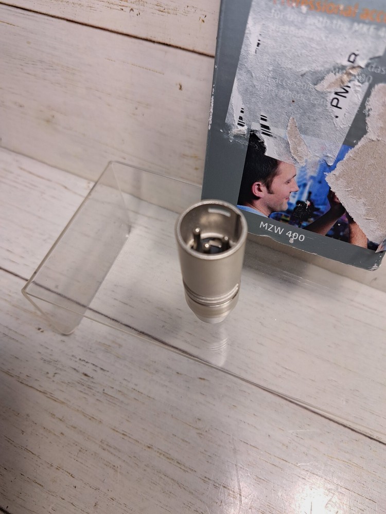 Camera XLR Adapter To 3.5mm Jack Light Small, Silver Adapter