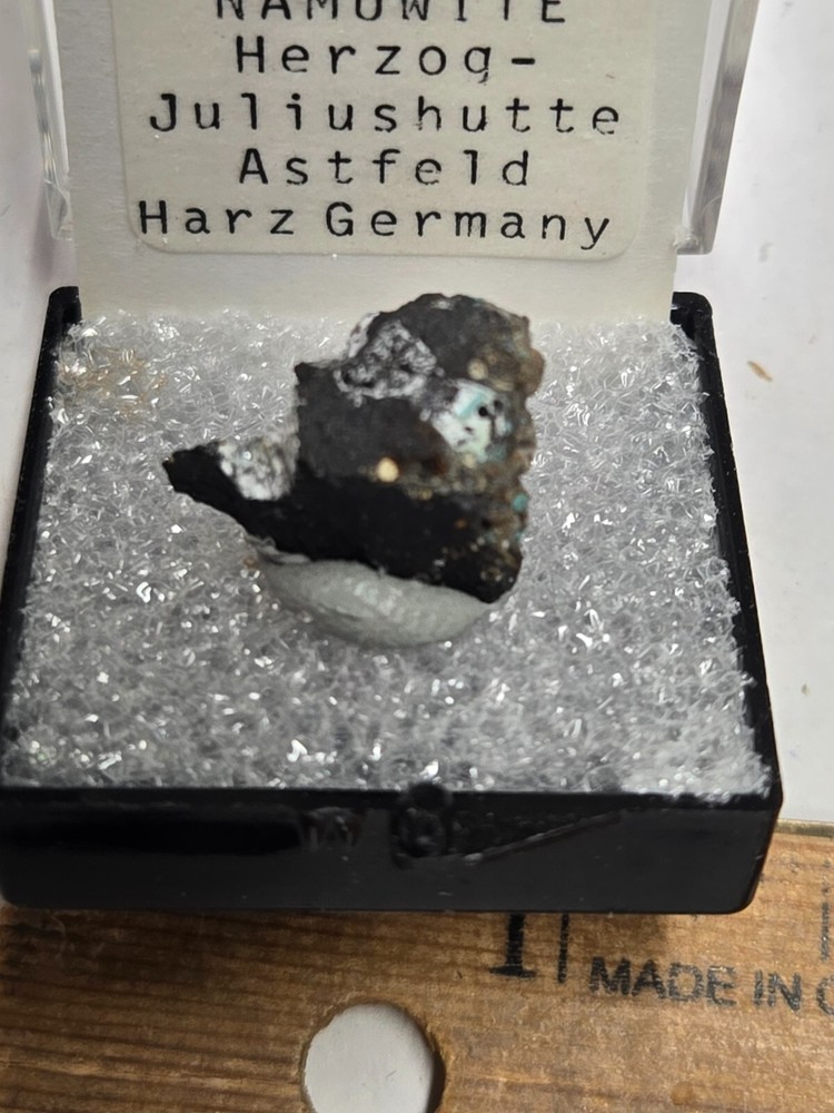 Beautiful Namuwite thumbnail specimen