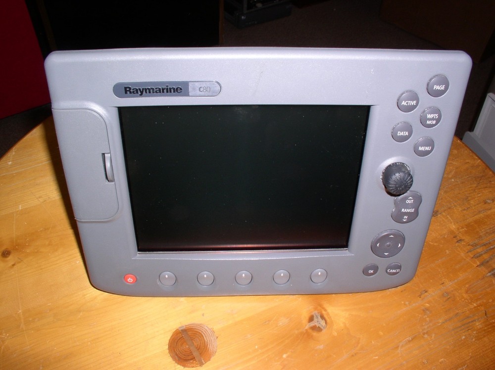 Raymarine C80 MFD