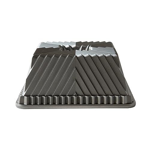 Nordic Ware 80577 Bundt Squared Pan, 10-Cup Capacity, Graphite