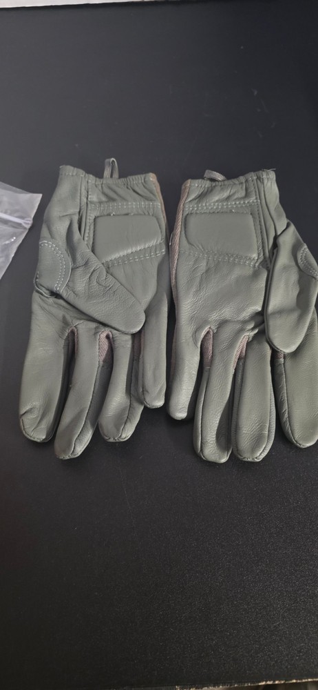 Gloves, Combat, Army,type 11-Capacitive, Grenn size MEDIUM