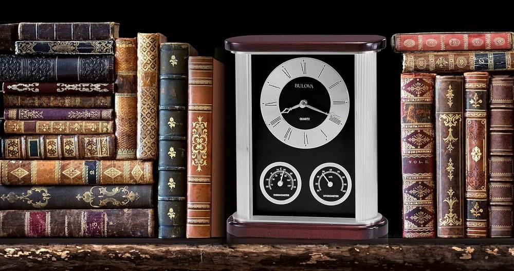 Bulova B7590 Belvedere Executive Clock