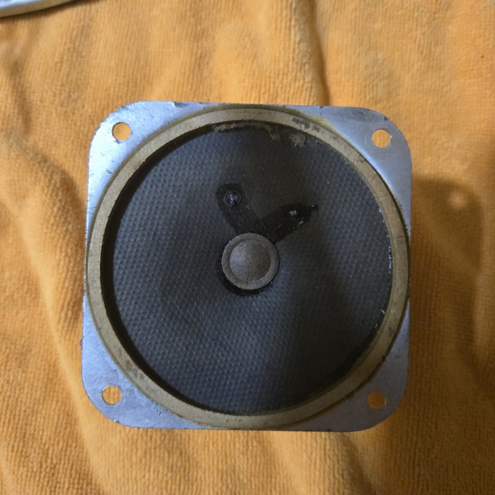 Pilot Model S131 Speaker Set and Control Module. All Working!