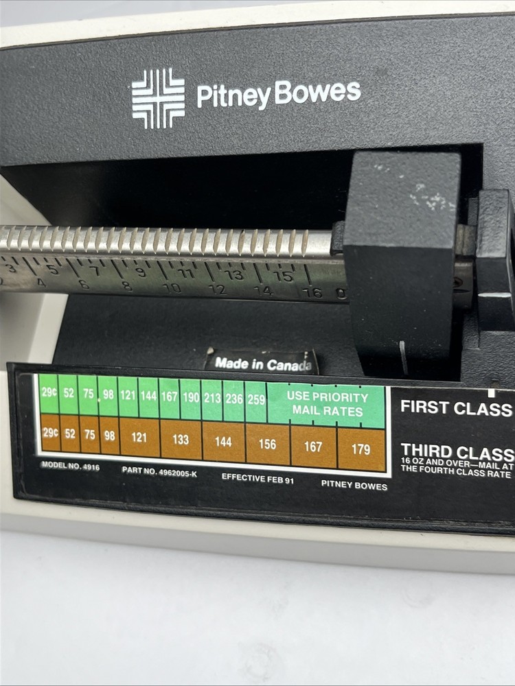 Vintage Pitney Bowes Model #4916 First & Third Class Postage Scale Made Canada