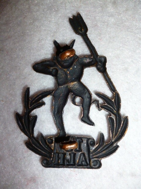 13th Australian Light Horse "Dancing Devil" Hat / Cap Badge