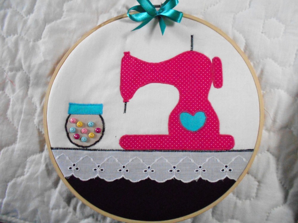 * Cute Sewing Machine - Button Jar -  Hoop Art *Hand Crafted* Home Decor