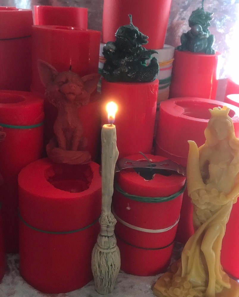 The Silicone Mold “The Cat Skull”