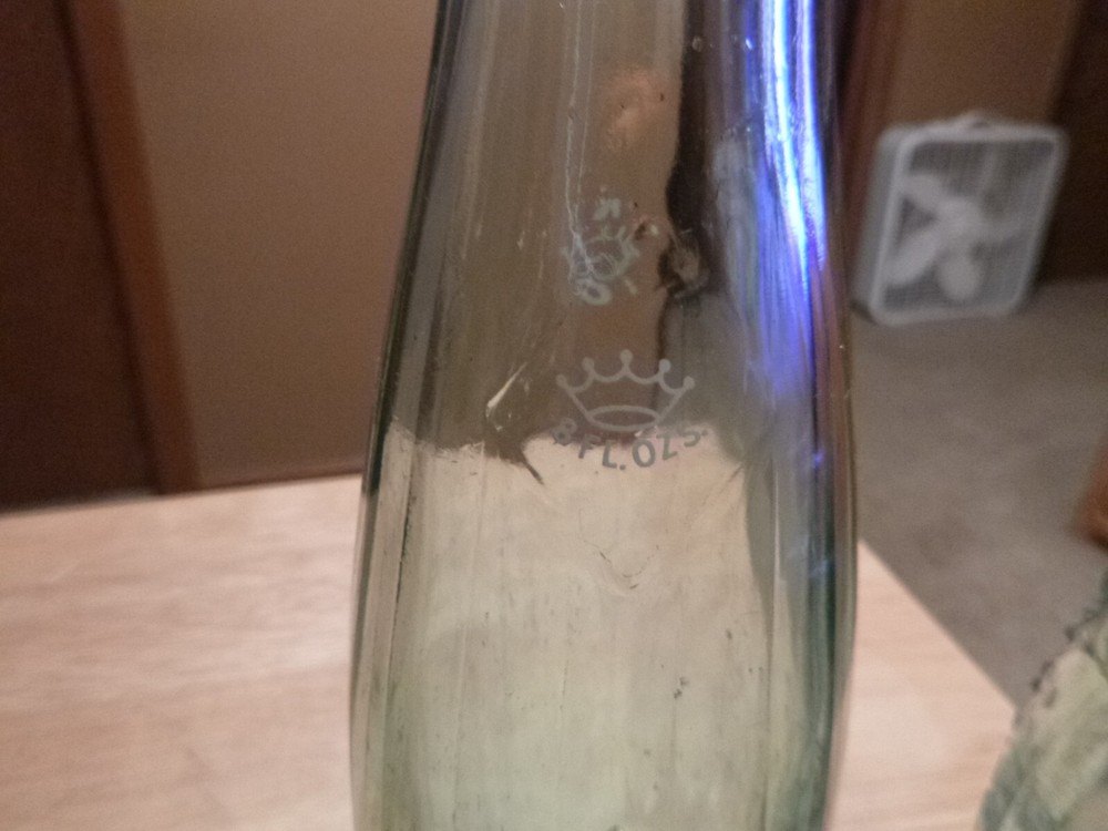 FIVE NICE VINTAGE POP BOTTLES