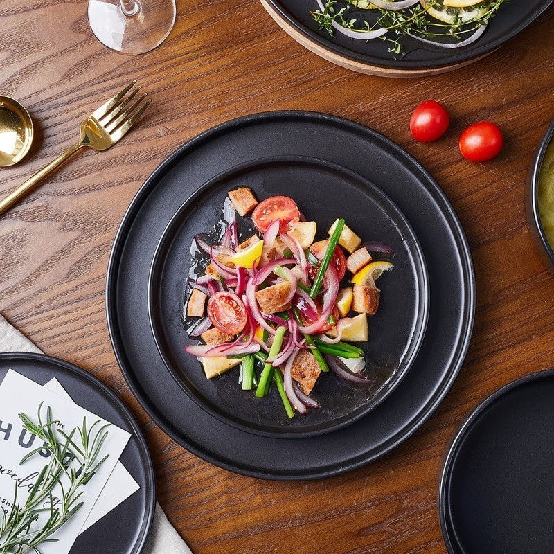 12-Piece Dinnerware Set Stoneware Plates Bowls Dishwasher Safe Everyday Dining