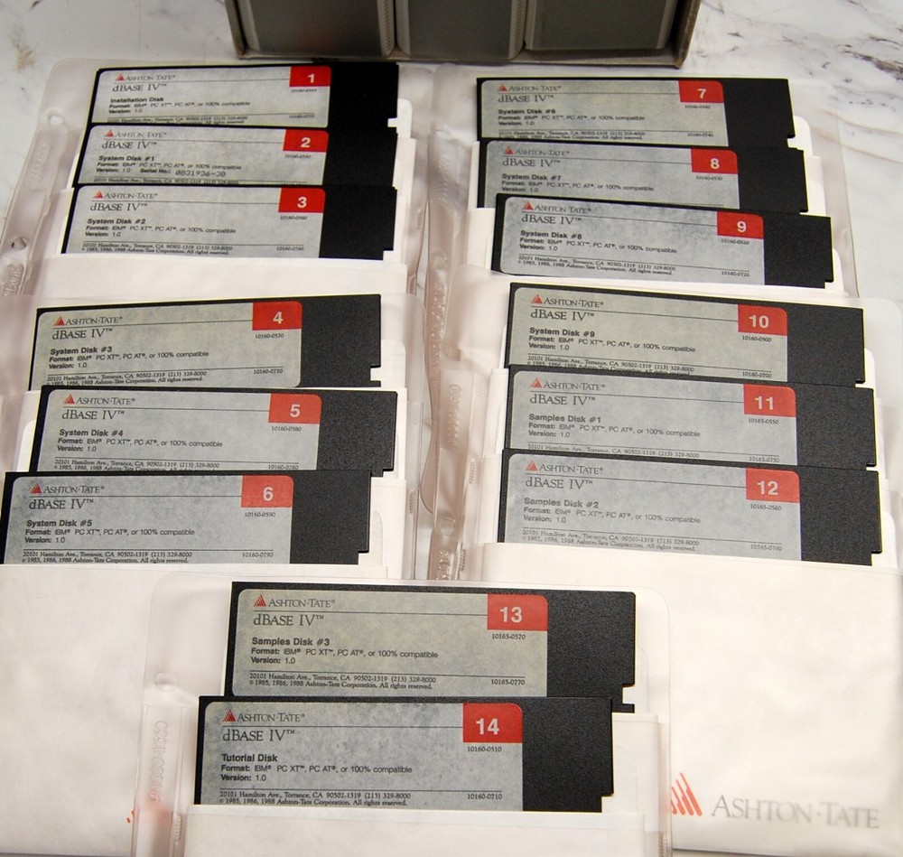Ashton Tate dBase IV Software and Manuals - ships worldwide!