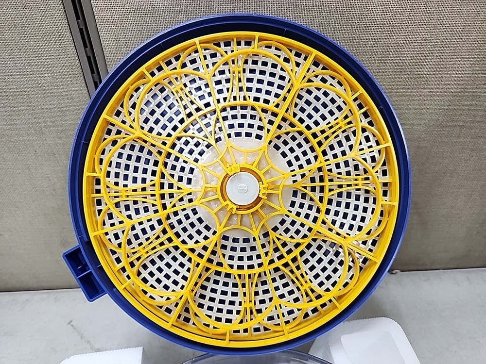 NEW WONEGG Egg Incubator for Hatching Chicks - 18 Eggs