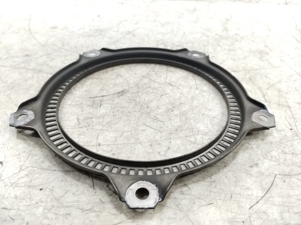 2004 04 BMW R1150 RT Front ABS Ring Sensor Surround