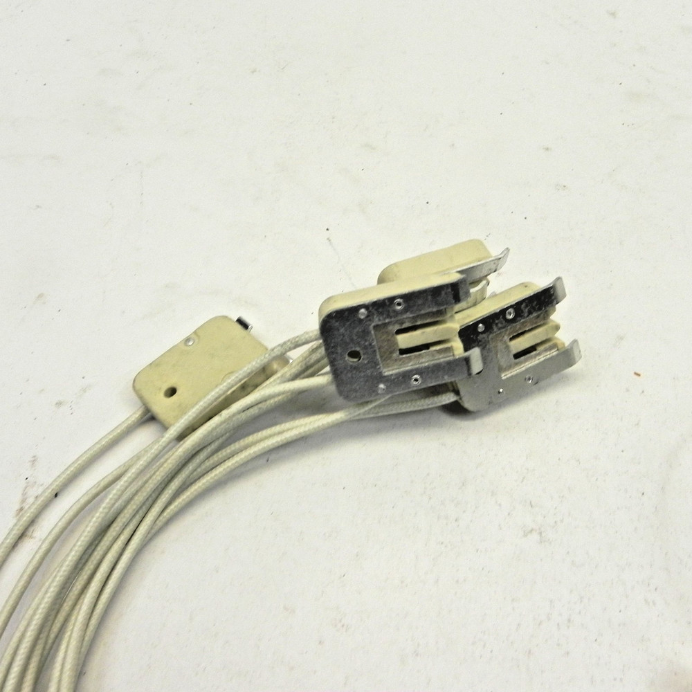 FIBER OPTIC LIGHT SOURCE LIGHT SOCKET PIG TAIL CABLE LIGHTING COMPONENTS NEW LOT